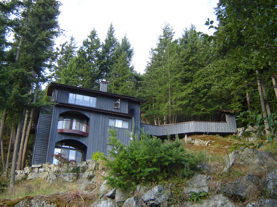 Three Storey House, Valhalla